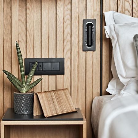 Cama Luxury Suites Athens Ngoại thất bức ảnh